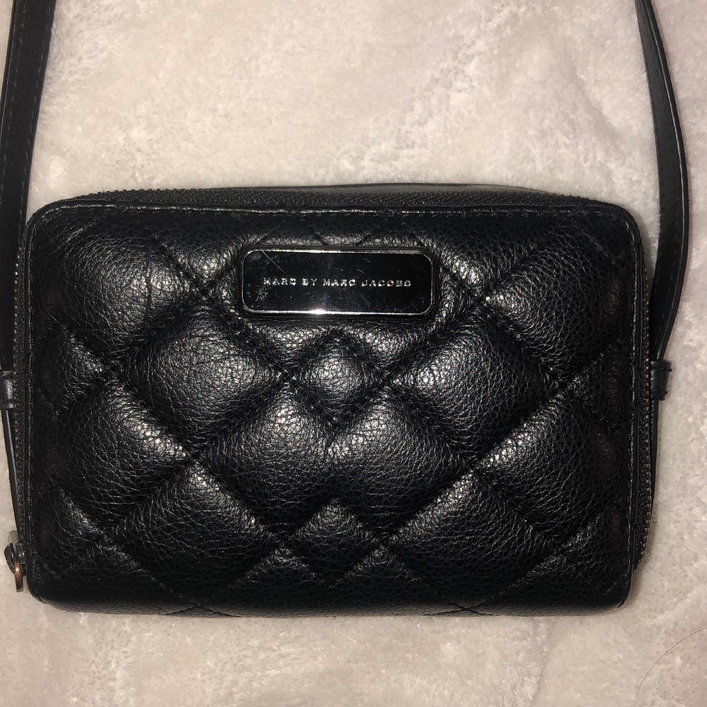 Black Marc Jacobs wallet crossbody